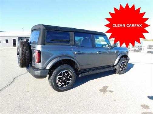 2022 Ford Bronco Outer Banks