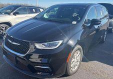 Diamond Black 2025 Chrysler Pacifica Select