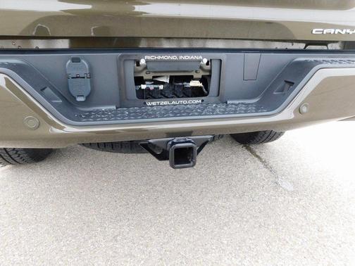 2024 GMC Canyon Denali