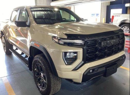 Desert Sand Metallic 2024 GMC Canyon Elevation