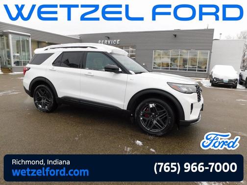2025 Ford Explorer ST-Line