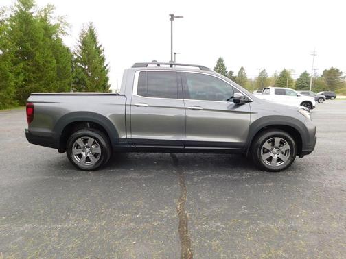 Modern Steel Metallic 2019 Honda Ridgeline RTL-E