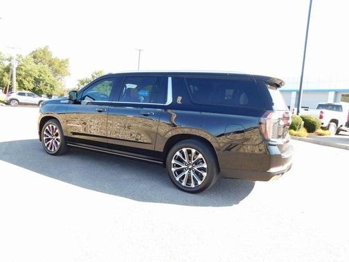 2025 Chevrolet Suburban High Country