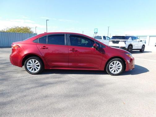 Ruby Flare Pearl 2025 Toyota Corolla LE