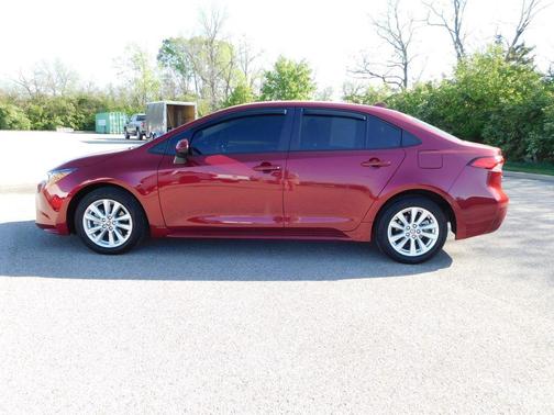 Ruby Flare Pearl 2025 Toyota Corolla LE