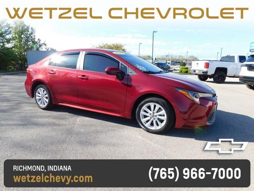 Ruby Flare Pearl 2025 Toyota Corolla LE