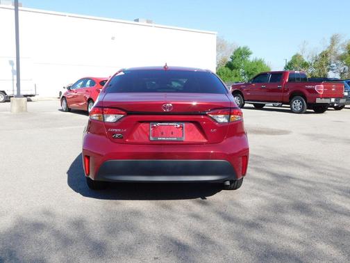 Ruby Flare Pearl 2025 Toyota Corolla LE