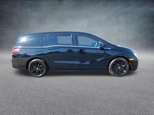 Crystal Black Pearl 2025 Honda Odyssey Sport-L