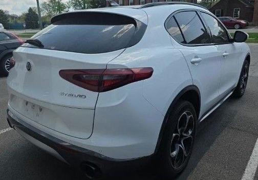 Alfa White 2023 Alfa Romeo Stelvio Ti