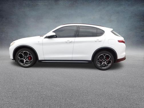 Alfa White 2023 Alfa Romeo Stelvio Ti