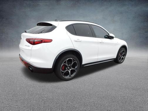 Alfa White 2023 Alfa Romeo Stelvio Ti