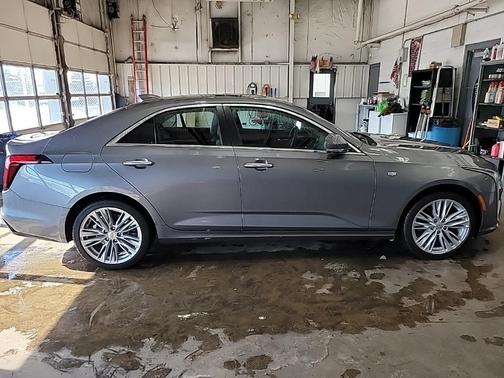 2022 Cadillac CT4 Premium Luxury