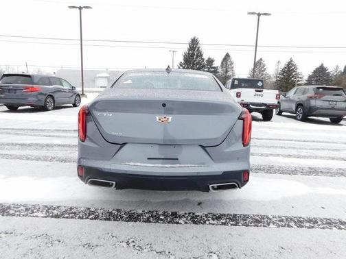 2022 Cadillac CT4 Premium Luxury