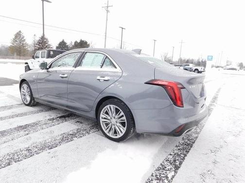 2022 Cadillac CT4 Premium Luxury