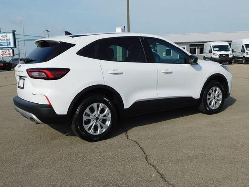 Oxford White 2025 Ford Escape Active