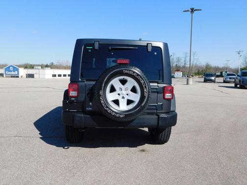 Granite Crystal Clearcoat Metallic 2018 Jeep Wrangler JK Unlimited Sport