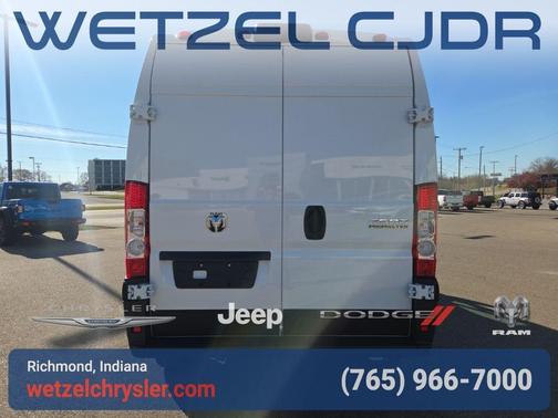 Bright White Clearcoat 2026 RAM ProMaster 2500 High Roof