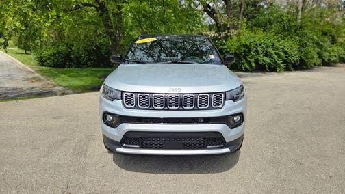 Silver Zynith 2026 Jeep Compass Limited