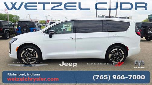 PW7 2027 Chrysler Pacifica LIMITED