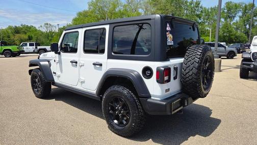 Bright White Clearcoat 2022 Jeep Wrangler Unlimited Sport