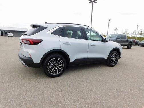 2026 Ford Escape Base