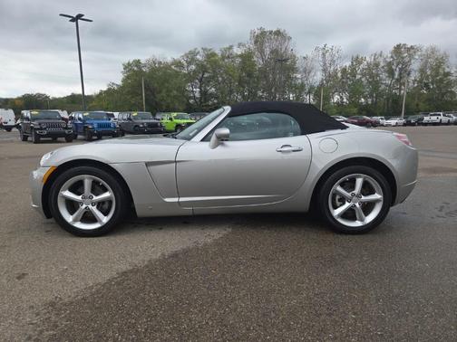 2009 Saturn Sky Base