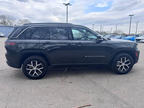 Rocky Mountain Pearlcoat 2024 Jeep Grand Cherokee Limited