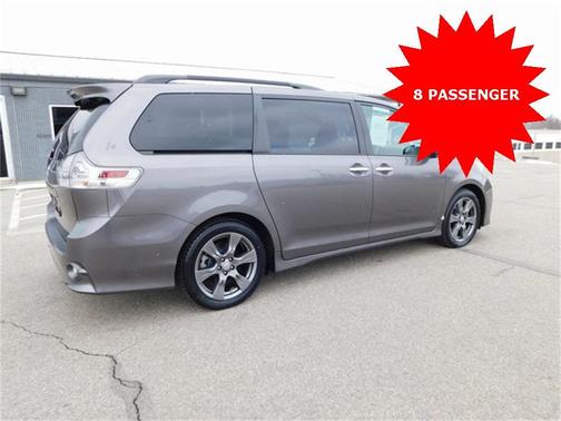 2017 Toyota Sienna SE Premium