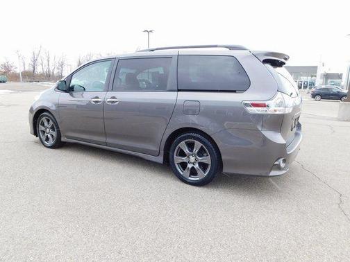 2017 Toyota Sienna SE Premium