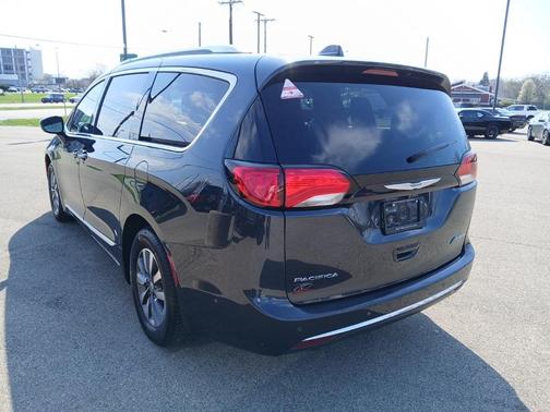 2020 Chrysler Pacifica Hybrid Limited