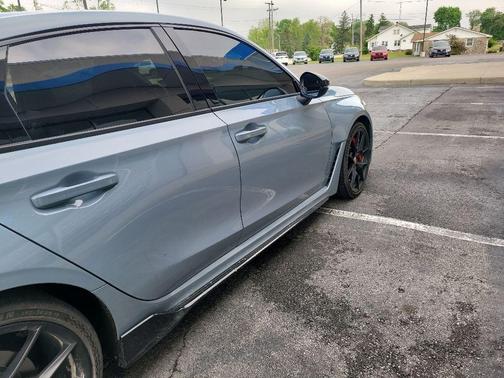 Sonic Gray Pearl 2025 Honda Civic Type R Base