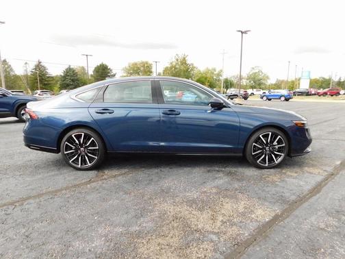 2025 Honda Accord Hybrid Touring