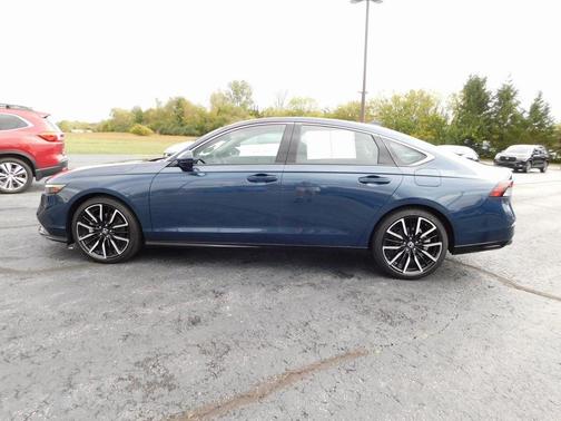 2025 Honda Accord Hybrid Touring