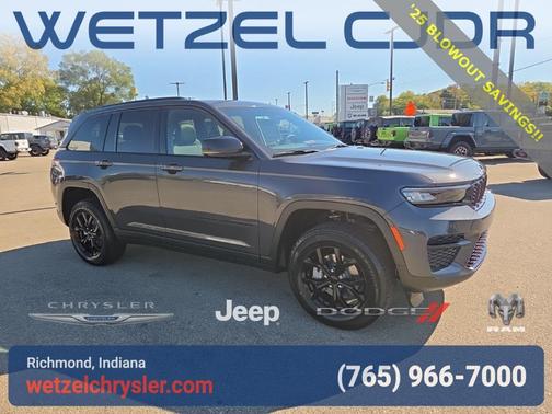 2025 Jeep Grand Cherokee Laredo