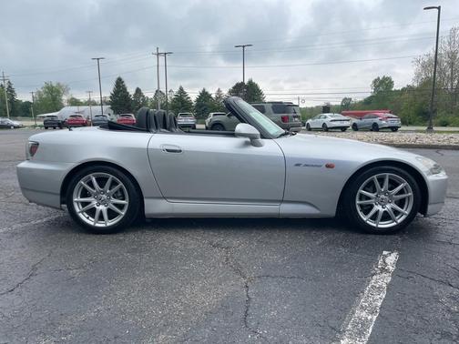 2005 Honda S2000 