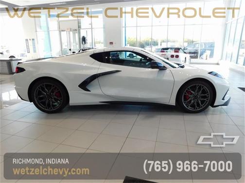 2025 Chevrolet Corvette Stingray w/2LT