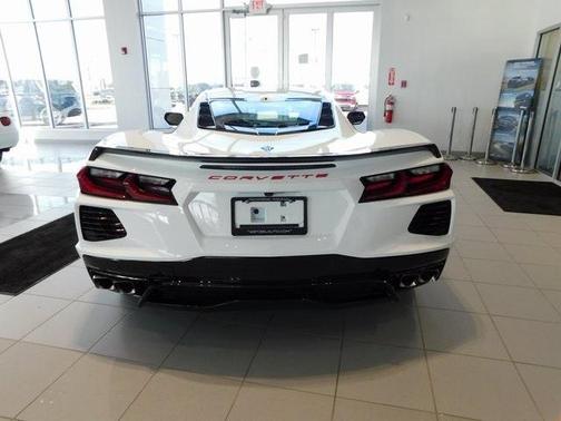 2025 Chevrolet Corvette Stingray w/2LT