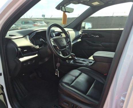Summit White 2023 Chevrolet Traverse RS