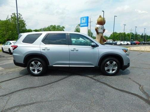 2023 Honda Pilot EX-L 8-Passenger