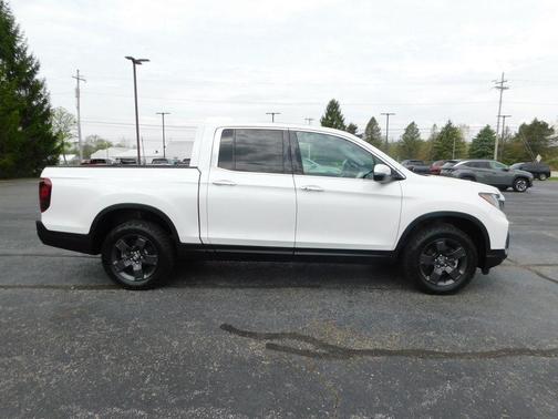Platinum White Pearl 2023 Honda Ridgeline RTL-E
