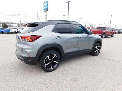 Sterling Gray Metallic 2023 Chevrolet Trailblazer RS