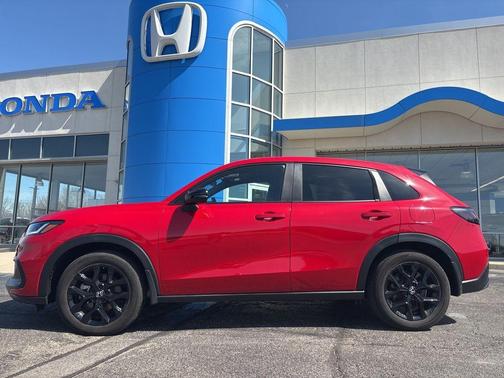 Milano Red 2025 Honda HR-V Sport