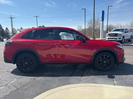 Milano Red 2025 Honda HR-V Sport