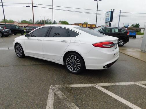 White Platinum Clearcoat Metallic 2017 Ford Fusion SE