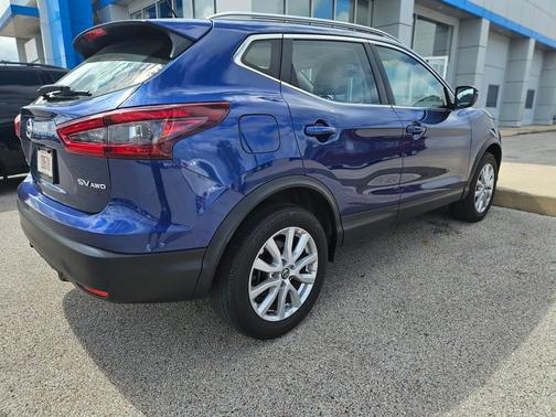 2022 Nissan Rogue Sport SV