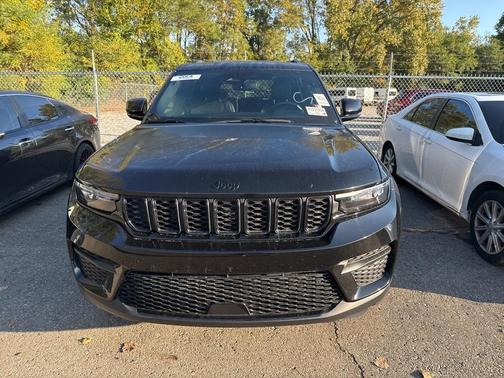 2022 Jeep Grand Cherokee Altitude