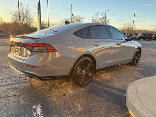 2024 Honda Accord Hybrid Sport-L