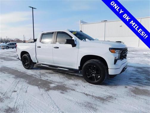 2025 Chevrolet Silverado 1500 Custom