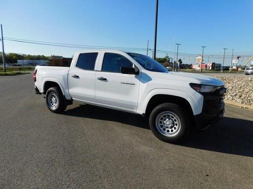 2024 Chevrolet Colorado WT