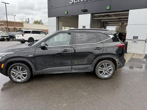 2023 Kia Seltos S